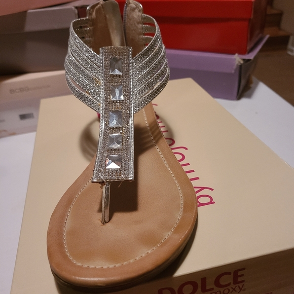 Sandals - Picture 3 of 3